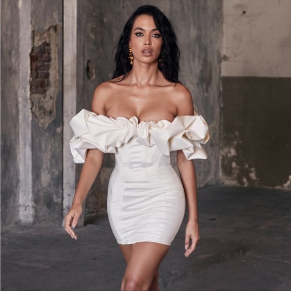 House of CB ‘Selena’ Ivory Satin Ruffle Strapless Mini...